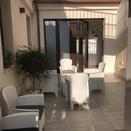 Гостевой дом Pietre Del Mare 3*